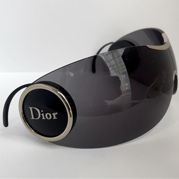 Dior Accessories - Vintage Dior sunglasses Galliano era.
DIOR SPORT 3 KJ1VA 115
